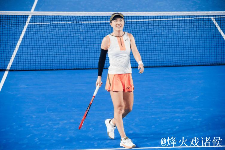 朱琳2-1逆转头号种子 晋级宁波网球公开赛八强 朱琳2-1逆转头号种子 晋级宁波网球公开赛八强